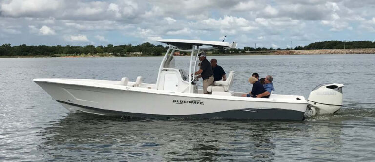 Blue Wave 2800 Pure Hybrid with DF350A engine. Blue Wave 2800 Pure Hybrid with DF350A engine.