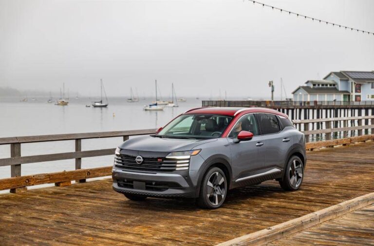 The Kicks will handle all your seaside trips. The Kicks will handle all your seaside trips.