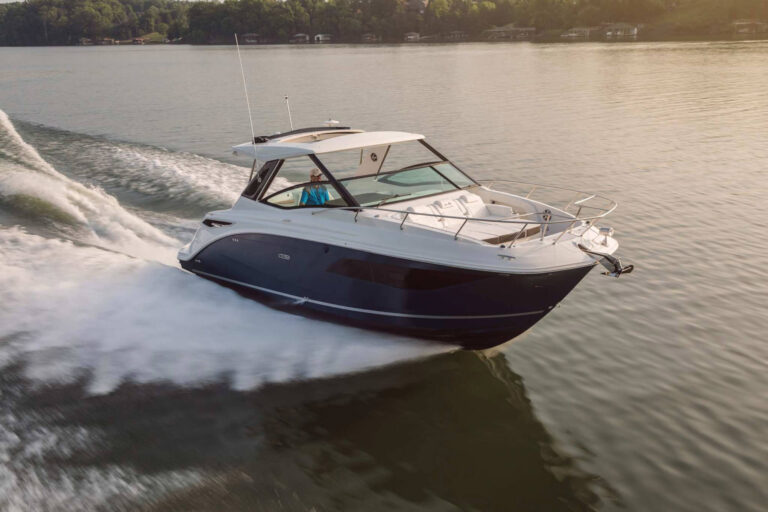 Cruising in a Sundancer 320 Cruising in a Sundancer 320