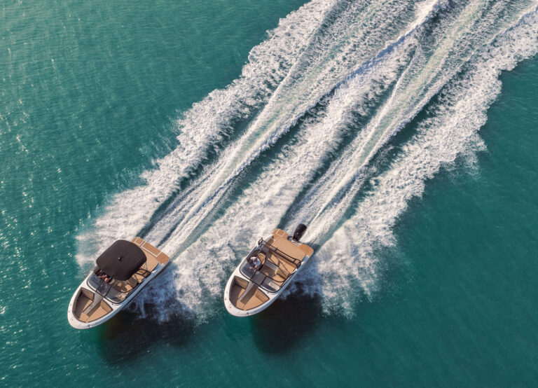 Sea Ray boats can accommodate your boating dreams with the perfect boat for you.. Sea Ray boats can accommodate your boating dreams with the perfect boat for you..