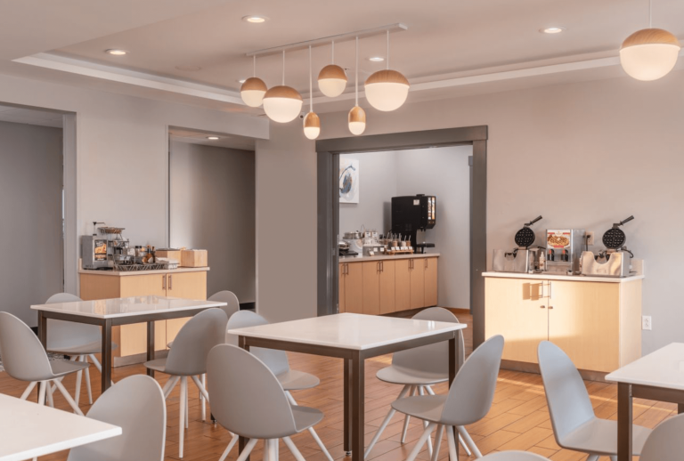 Breakfast Area Breakfast Area