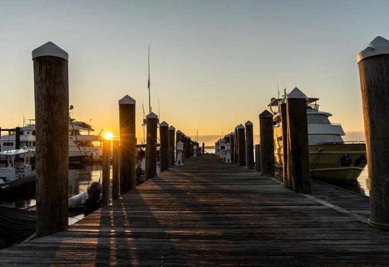 Evening is special in Jamestown. Evening is special in Jamestown.