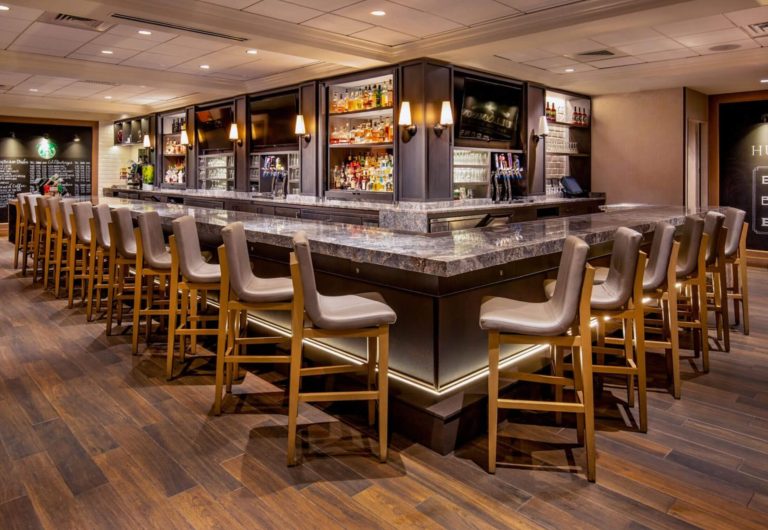 Bar 768x530